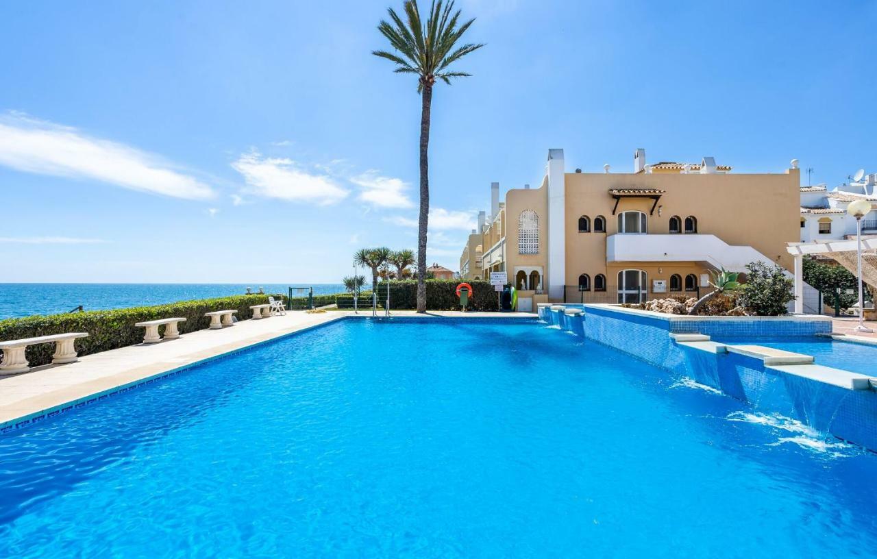 Beach View Playa Del Moral 埃斯特波纳 外观 照片