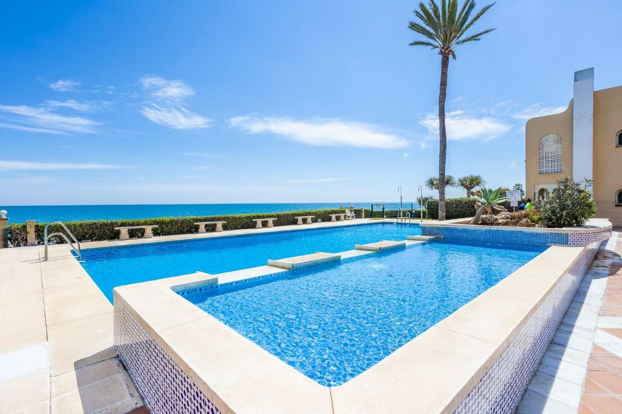 Beach View Playa Del Moral 埃斯特波纳 外观 照片
